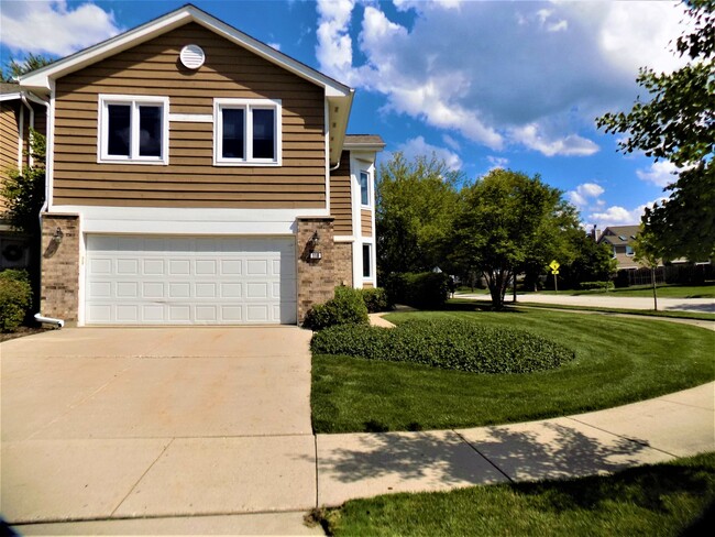 Building Photo - 110 Woodstone Dr