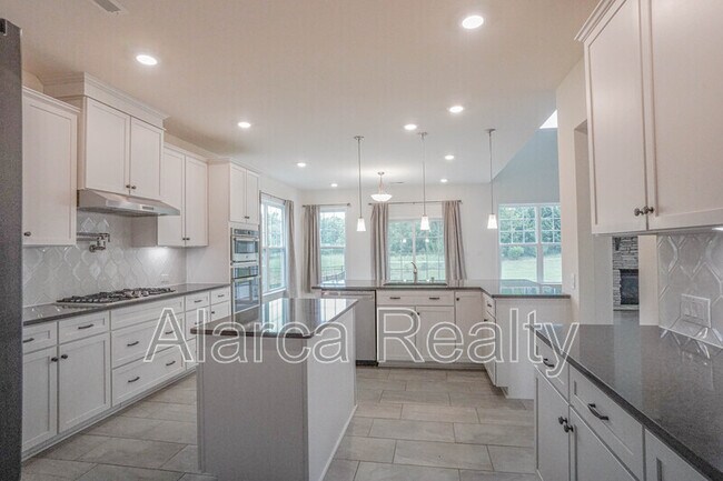 Building Photo - 12824 Hindcross Dr