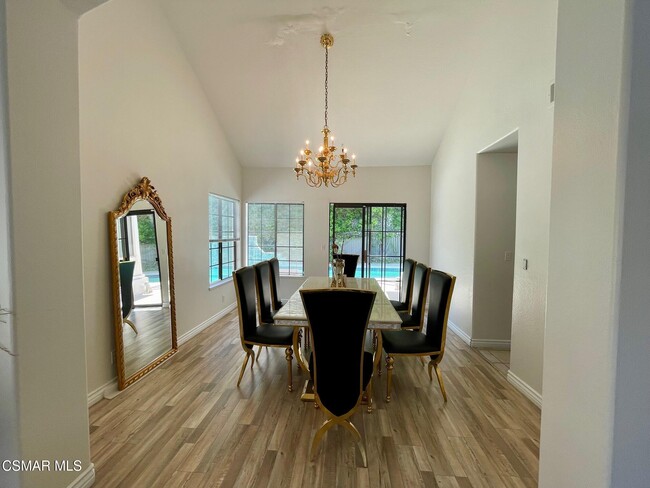 Building Photo - 5580 Eagle Point Cir