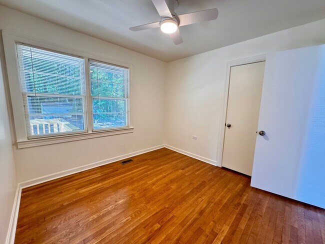 Building Photo - The Home You’ve Been Searching For!