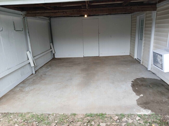 Building Photo - 4156 TX-14