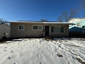 Building Photo - 1759 Monterey Ct