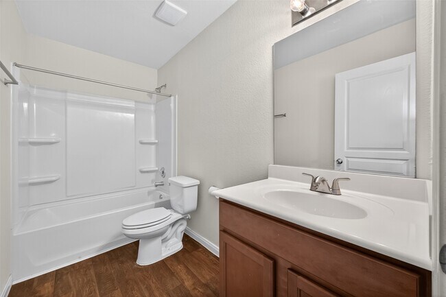 Building Photo - 2730 Skyview Silver Dr
