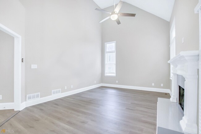 Building Photo - 2719 McCoy Ave