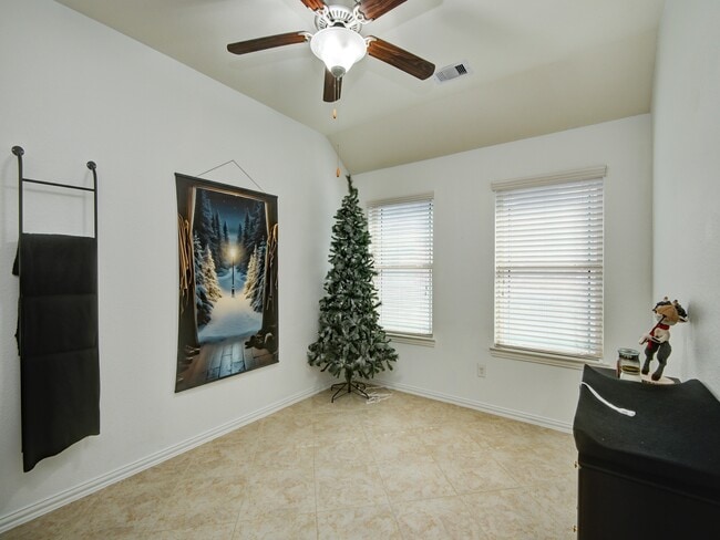 Building Photo - 1346 Tee Time Ct