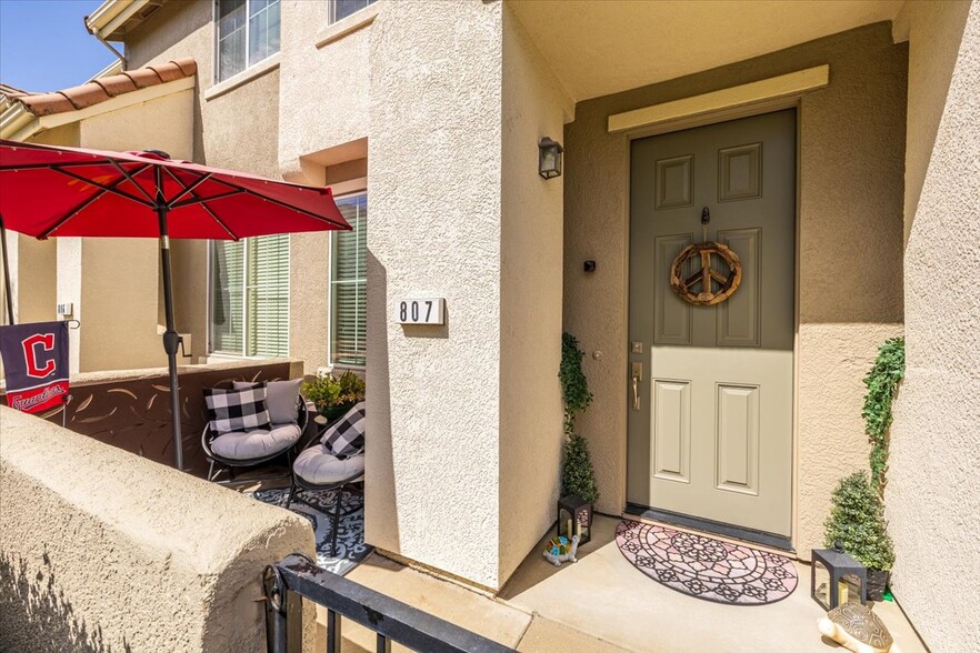 Front Door/Partiall Patio - 807 Esplanade Cir