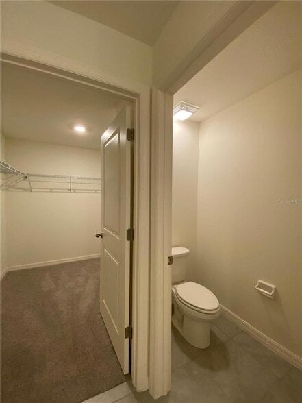 Building Photo - 661 W Twisted Oaks Dr