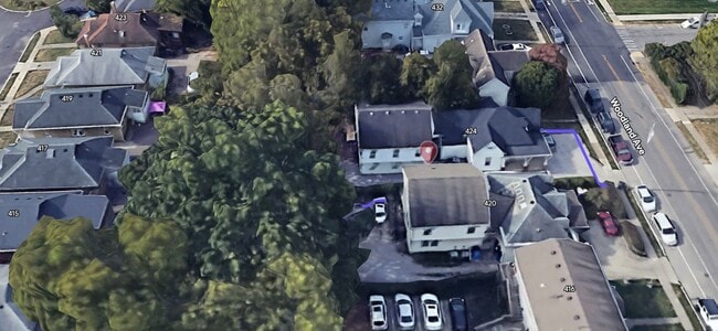 Building Photo - 424 Woodland Ave