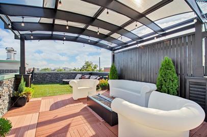 Building Photo - Rare Oversized Fully Furnished 3 Bed / 2.5 Bath 2,800+ SF Duplex with Private 1,000 SF Roof Deck ...