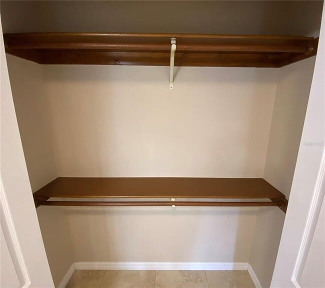 Building Photo - 214 Stevenage Dr