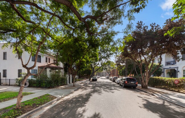 Street View - 1120 Poinsettia Dr