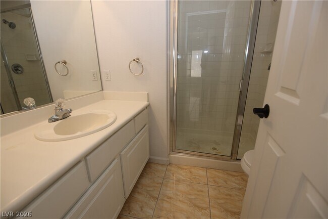 Building Photo - 554 Campus Oaks Ct