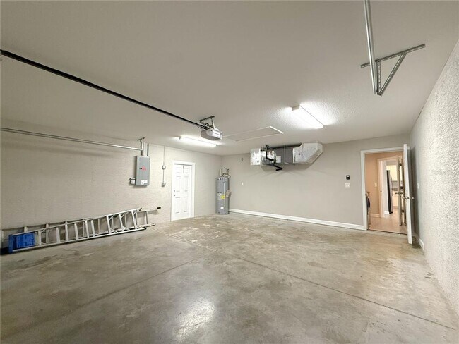 Building Photo - 3940 Penton Pl