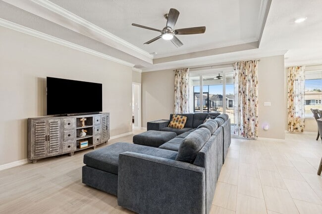 Building Photo - Discover the Ideal 55+ Lifestyle!