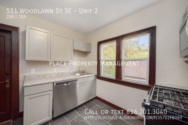 Building Photo - 511 Woodlawn St SE