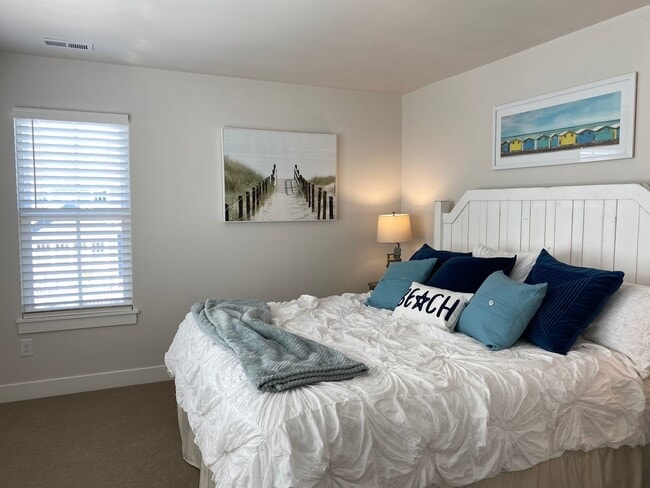 Building Photo - Daybreak Island Furnished Home