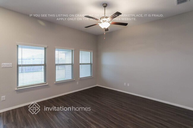 Building Photo - 441 Pollyann Trl