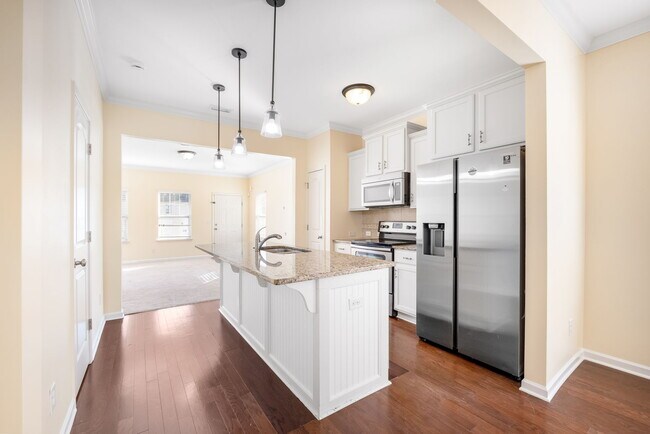 Building Photo - 4276 Sutwick Dr