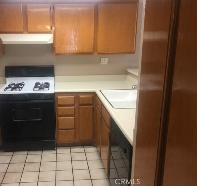 Building Photo - 3595 W Greentree Cir