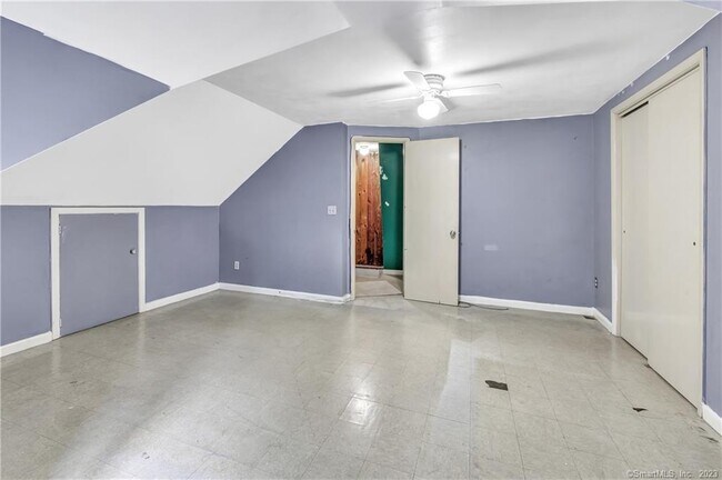 Building Photo - 130 Long Hill Ave