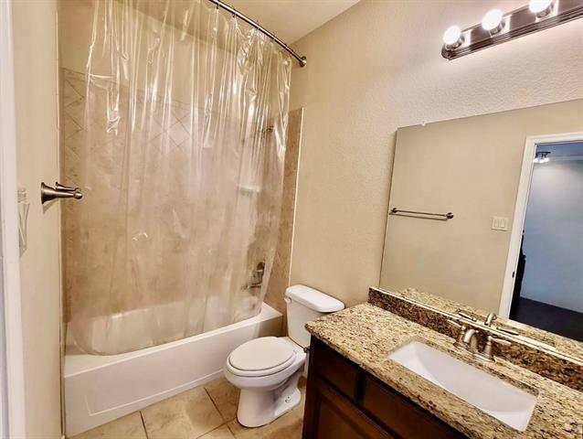 Building Photo - 1404 Arapaho Dr