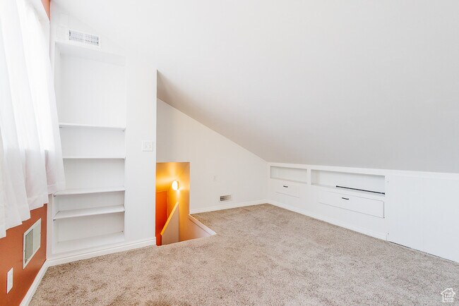 Building Photo - 8544 S 300 E