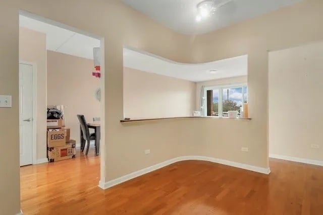 Building Photo - 5036 W Pensacola Ave