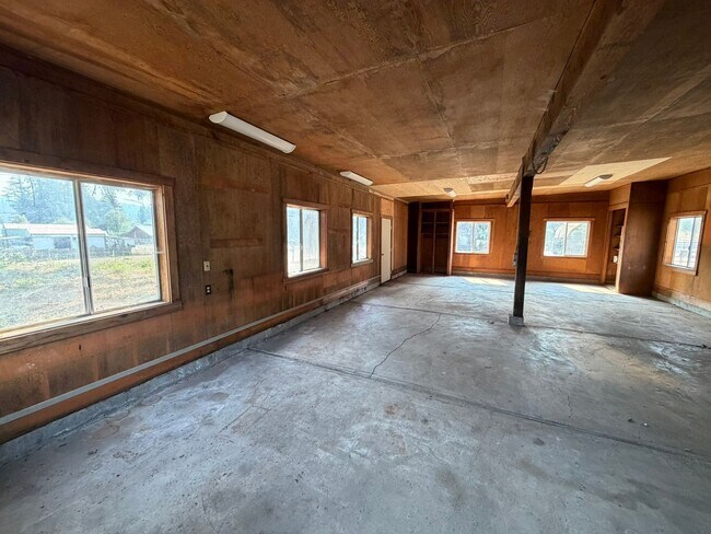 Building Photo - 28411 Liberty Rd