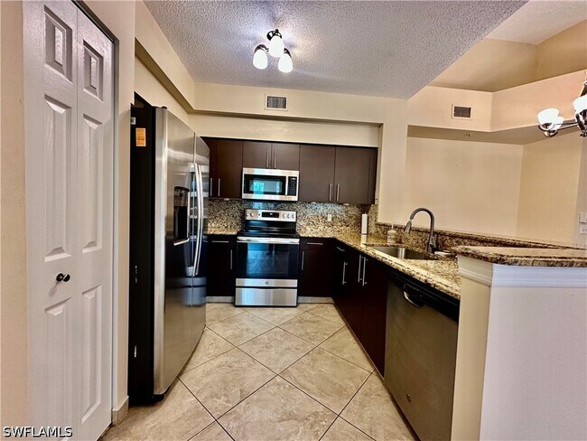 Building Photo - 1230 Reserve Way