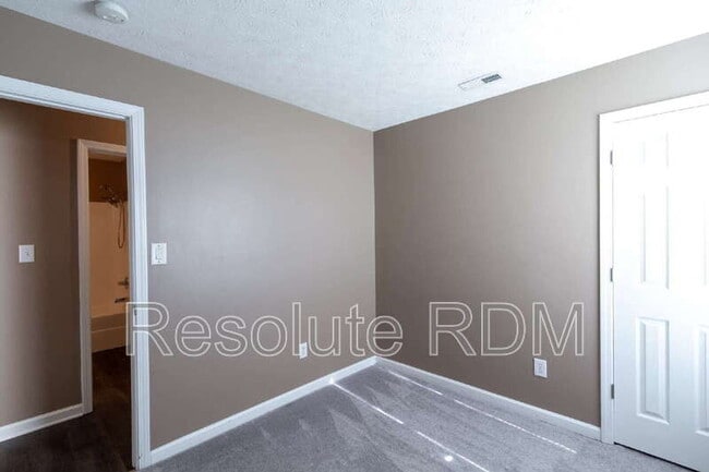 Building Photo - 9130 Allegro Dr