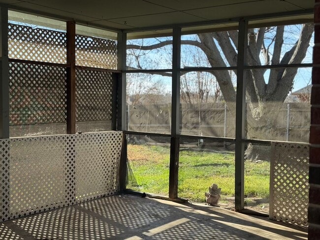 Building Photo - Comfortable Home in Moore