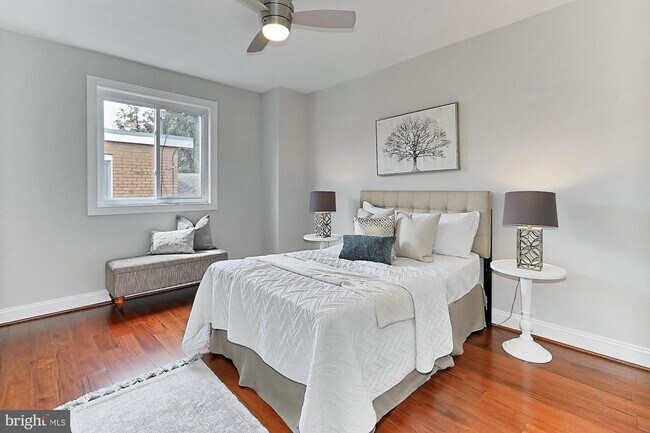 Bed 3 - 7409 9th St NW