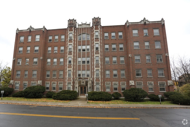 Building Photo - Belleayre Apartments