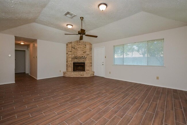 Building Photo - 6206 Bryant Pond Dr