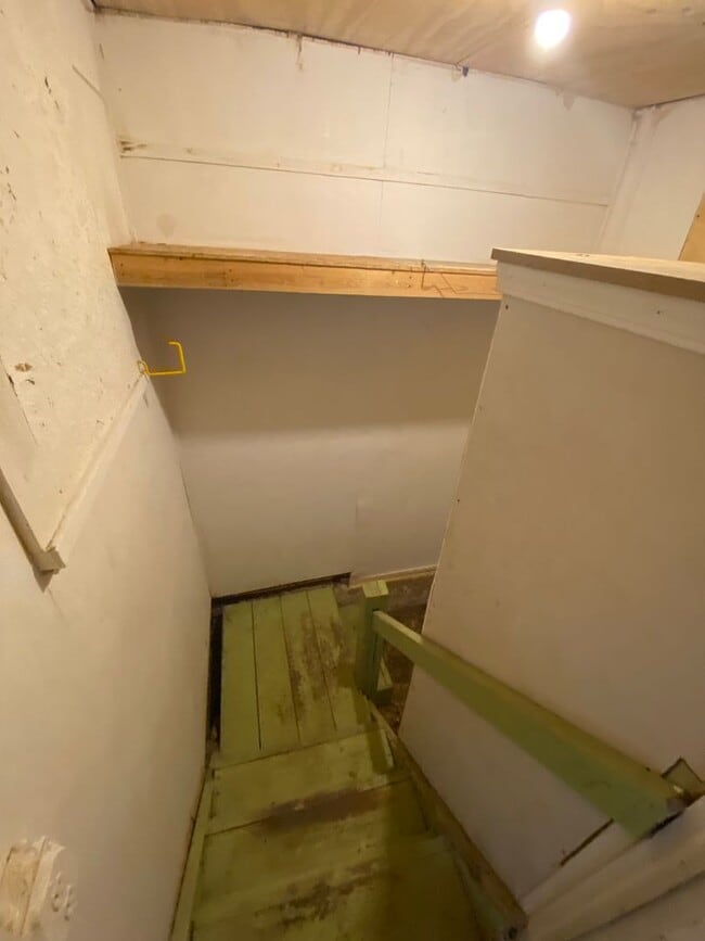 Building Photo - 2228 N Conrod