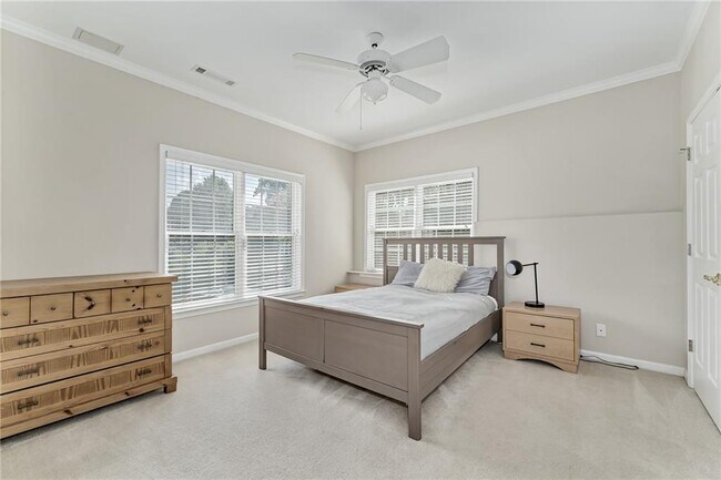Building Photo - 870 Longstone Landing