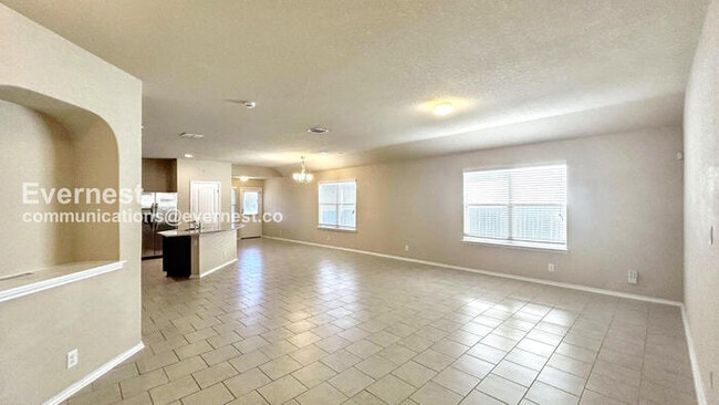 Building Photo - 2511 Barbwire Wy