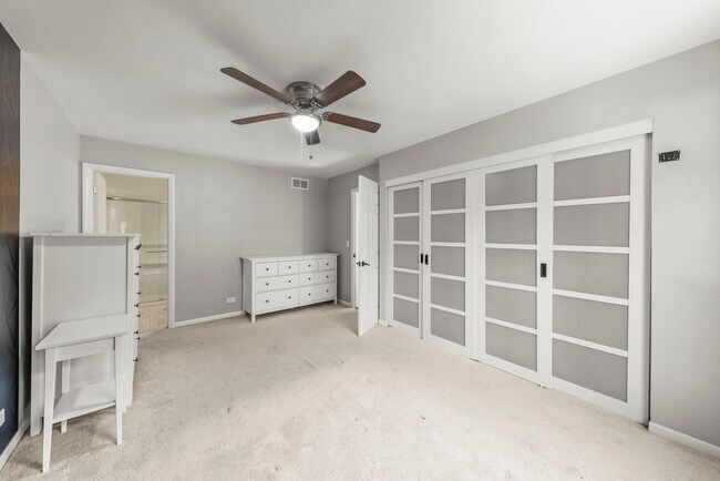 Building Photo - 1416 Sunnybrook Dr
