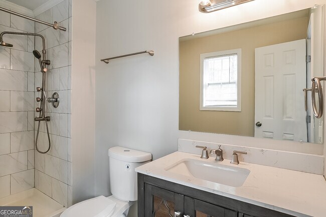 Building Photo - 2675 Frank Ln