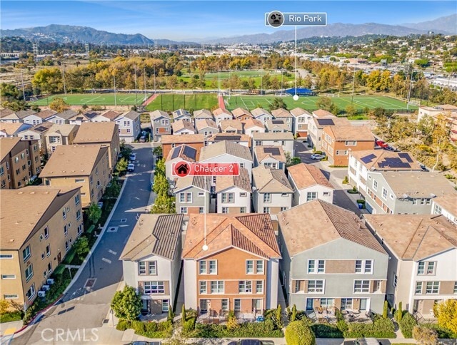 Building Photo - 2700 E Chaucer St