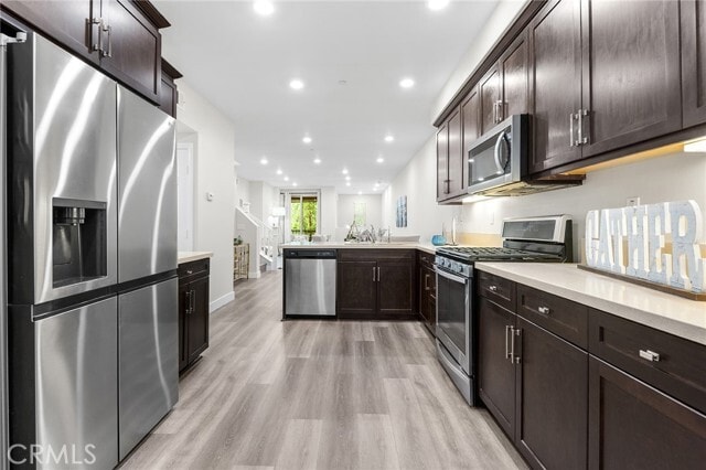 Building Photo - 67 Plateau