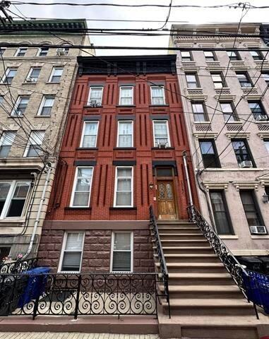 Building Photo - 1017 Park Ave
