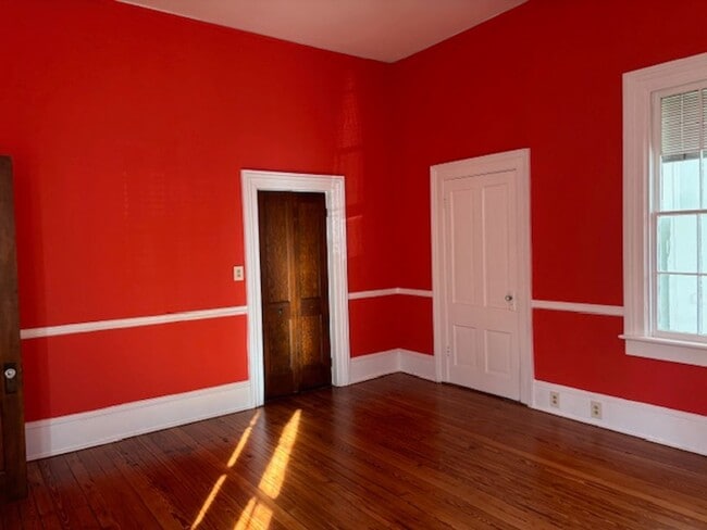 Building Photo - 226 E Gwinnett St