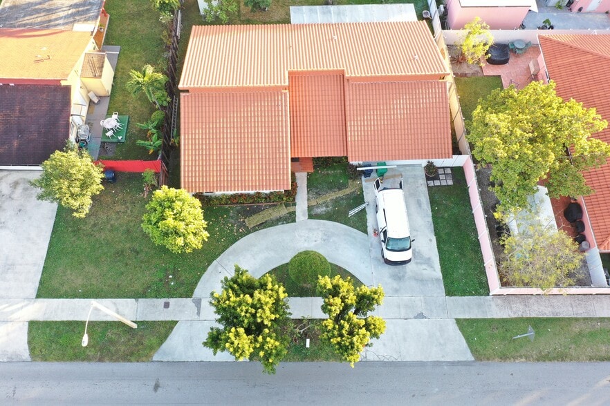 Building Photo - 9972 SW 4th St