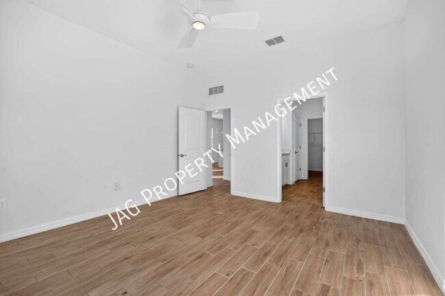Building Photo - 2199 Emerald Springs Dr
