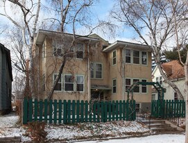 Building Photo - 2828 28th Ave S