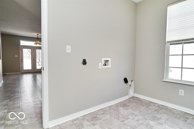 Building Photo - 13092 Brookdale Dr