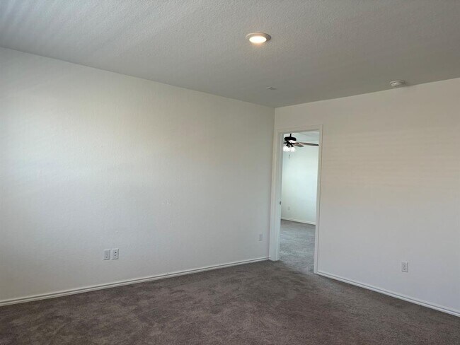 Building Photo - 108 Bennington Dr