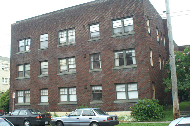 Building Photo - Harrison Apartments