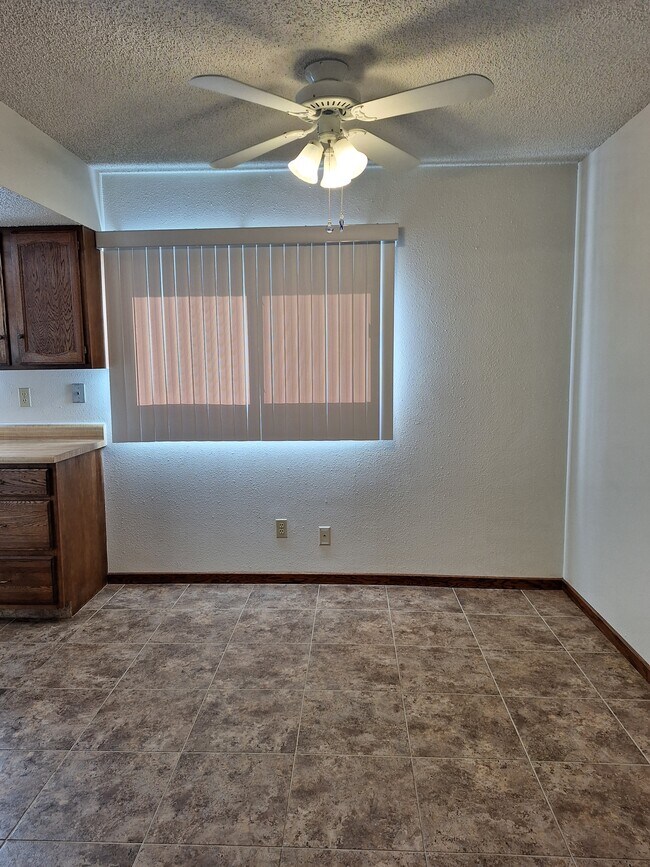 Building Photo - 1305 Galeta Ave